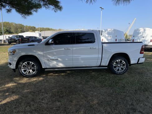 Used 2022 RAM 1500 Limited w/ Body Color Bumper Group image 2