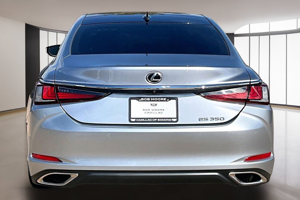 Used 2025 Lexus ES 350 w/ Premium Package FWD image 4