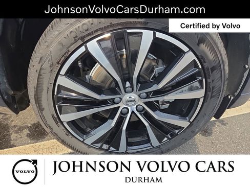 Used 2023 Volvo XC60 B5 Ultimate image 10