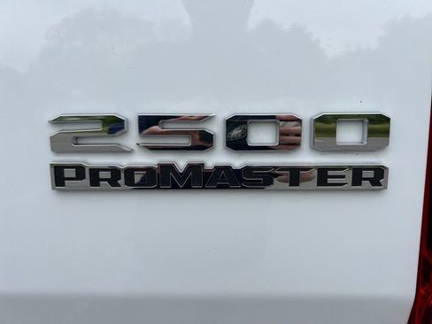Used 2026 RAM ProMaster 2500 w/ Convenience Group FWD image 37