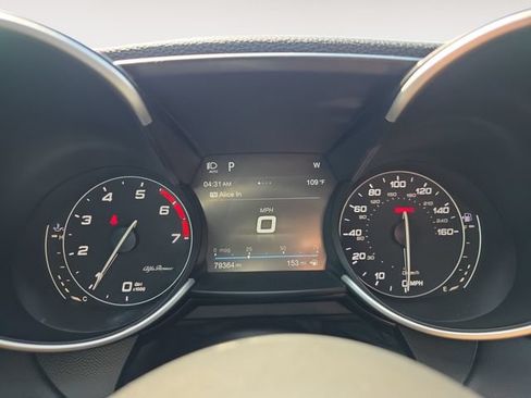 Used 2019 Alfa Romeo Giulia AWD w/ Cold Weather Package image 22