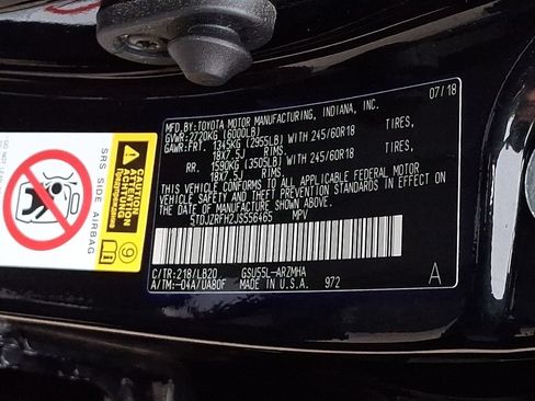 Used 2018 Toyota Highlander XLE AWD/4WD image 27