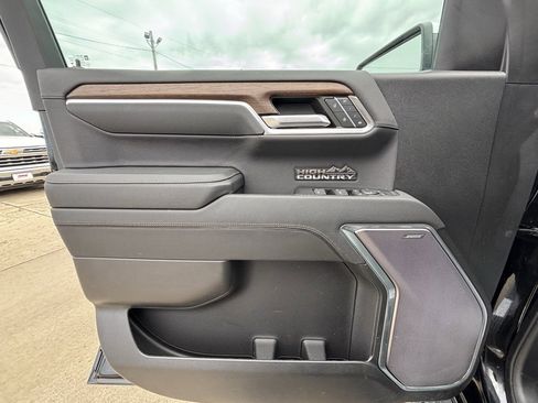 Used 2023 Chevrolet Silverado 1500 High Country image 13