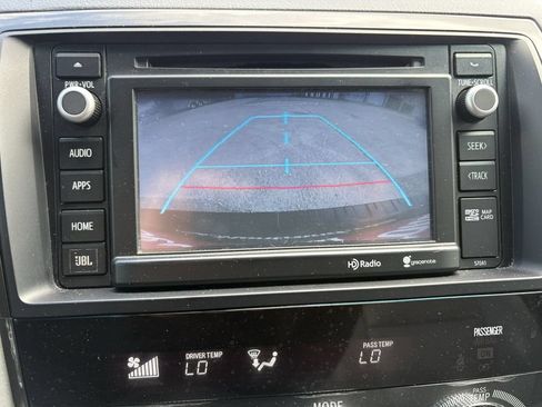 Used 2014 Toyota Sequoia Platinum AWD/4WD image 19