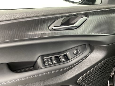 New 2025 Jeep Grand Cherokee L Altitude image 13