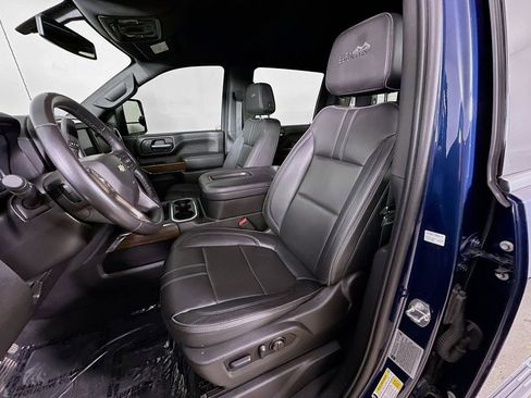 Used 2022 Chevrolet Silverado 3500 High Country image 14