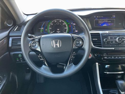Used 2017 Honda Accord Hybrid Sedan image 6