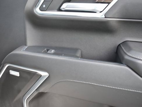 Used 2023 Chevrolet Silverado 1500 RST image 13