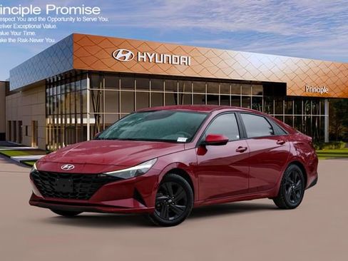 Certified 2022 Hyundai Elantra SEL w/ Cargo Package image 1