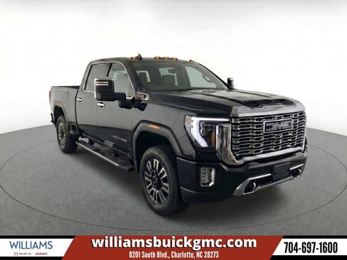 Used 2024 GMC Sierra 2500 Denali w/ Denali Reserve Package AWD/4WD image 1