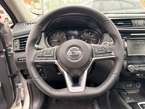Used 2019 Nissan Rogue SL w/ Premium Package AWD/4WD image 14