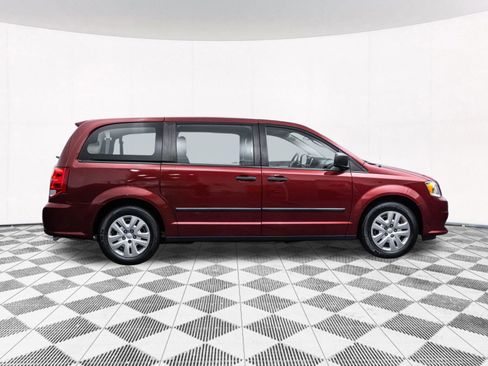 Used 2016 Dodge Grand Caravan American Value Package image 13
