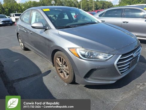 Used 2018 Hyundai Elantra SEL FWD image 2