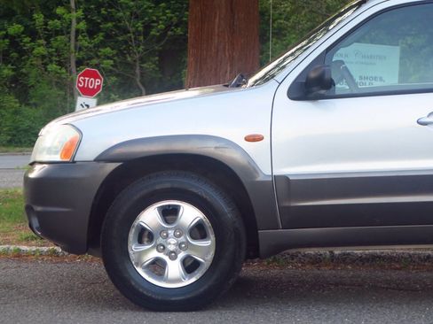 Used 2003 MAZDA Tribute ES AWD/4WD image 23