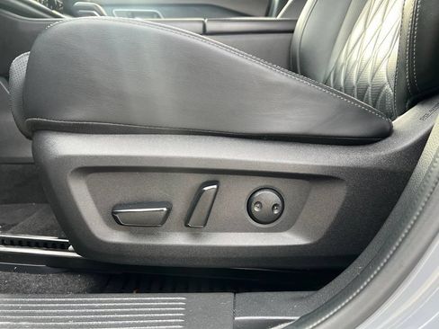Used 2023 Nissan Rogue Platinum w/ Platinum Premium Package FWD image 14