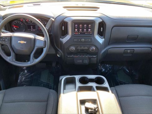 Used 2023 Chevrolet Silverado 1500 Custom image 13