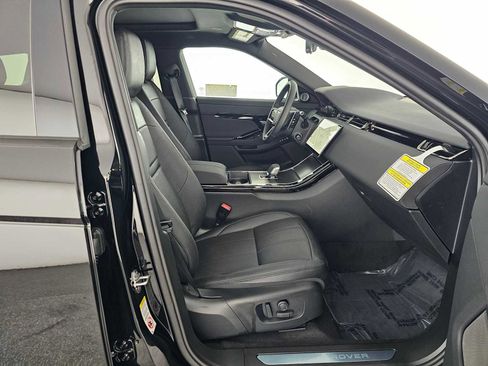 New 2026 Land Rover Range Rover Evoque Dynamic SE AWD/4WD image 9