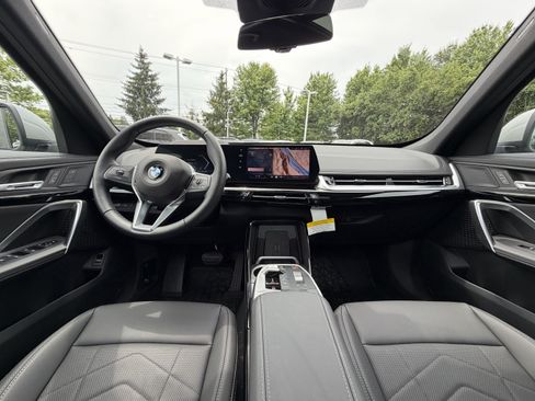 Used 2026 BMW X1 xDrive28i w/ Technology Package AWD/4WD image 17