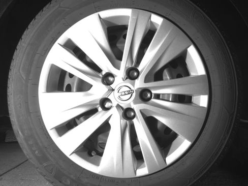 Used 2025 Nissan Sentra S image 15