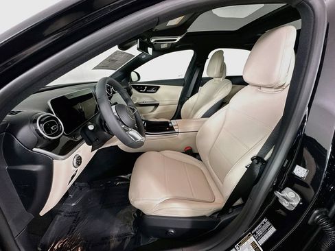 Certified 2026 Mercedes-Benz C 300 4MATIC Sedan image 21