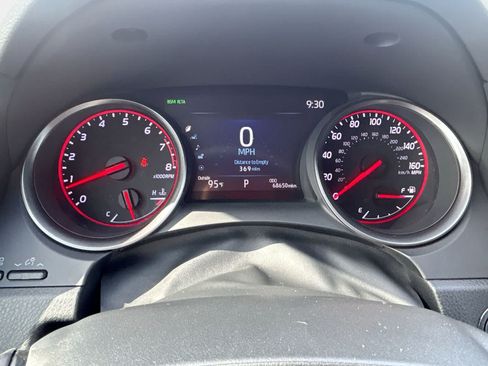 Used 2023 Toyota Camry XSE FWD image 19