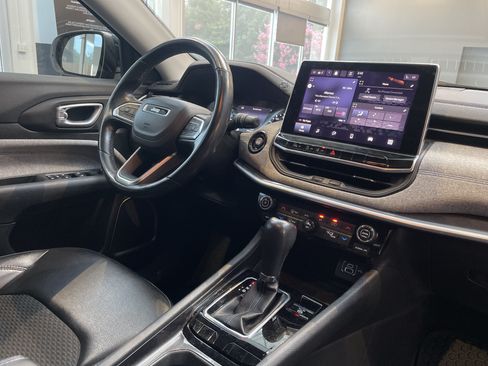 Used 2022 Jeep Compass Latitude w/ Convenience Group FWD image 33