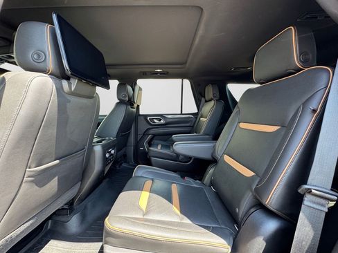Used 2021 GMC Yukon AT4 w/ AT4 Premium Plus Package AWD/4WD image 11