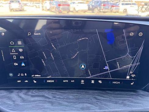 Used 2025 Audi Q5 2.0T Premium w/ Convenience Package image 17