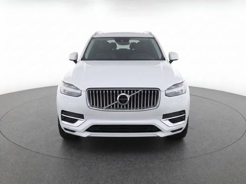 Certified 2023 Volvo XC90 T8 Plus AWD/4WD image 5