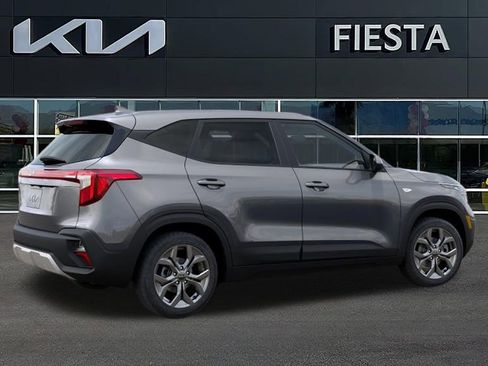 New 2026 Kia Seltos LX FWD image 6