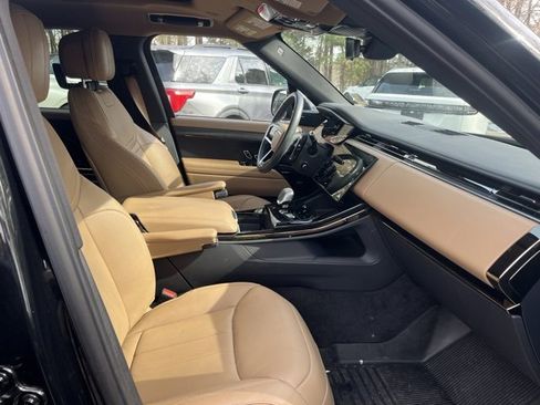 Certified 2025 Land Rover Range Rover Sport SE image 11