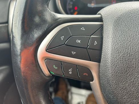 Used 2018 Jeep Grand Cherokee Altitude image 19