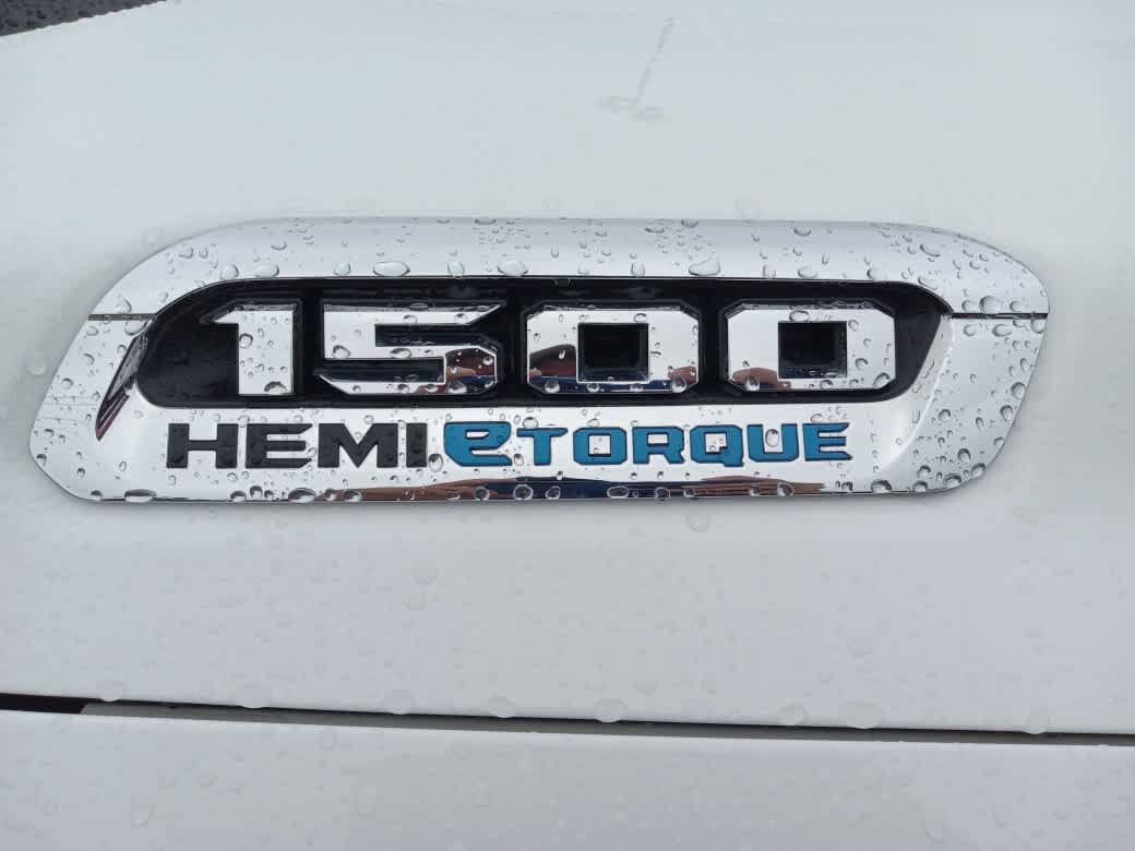 Used 2021 RAM 1500 Laramie AWD/4WD image 11