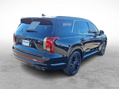 Used 2024 Hyundai Palisade Calligraphy image 5