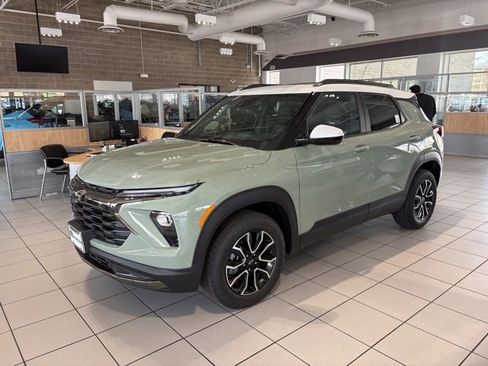 New 2026 Chevrolet TrailBlazer ACTIV AWD/4WD image 3