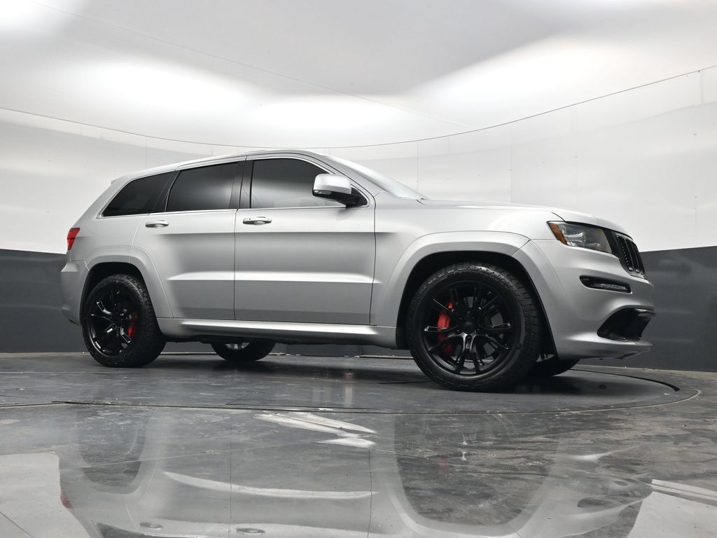 Used 2012 Jeep Grand Cherokee SRT8 w/ Luxury Group II AWD/4WD image 33