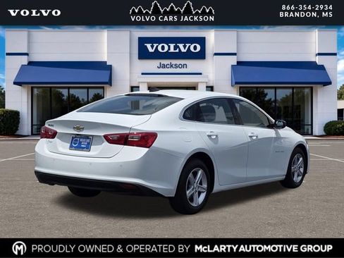 Used 2022 Chevrolet Malibu LS w/ Driver Confidence Package II FWD image 4