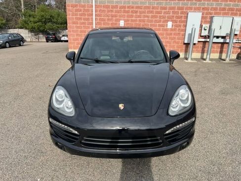 Used 2012 Porsche Cayenne w/ Convenience Pkg image 8