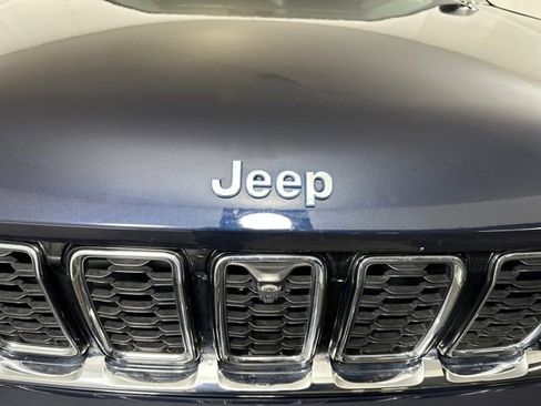 Used 2023 Jeep Grand Cherokee 4WD 4xe w/ Luxury Tech Group II image 9