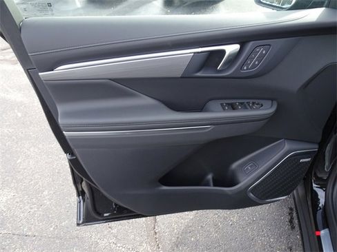 New 2026 Buick Enclave Preferred w/ Power Package image 10