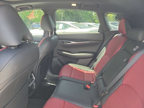 Used 2025 INFINITI QX50 Sport AWD/4WD image 10