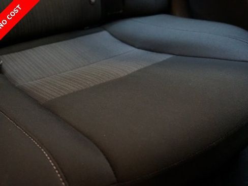 Used 2022 Nissan Sentra SV image 58