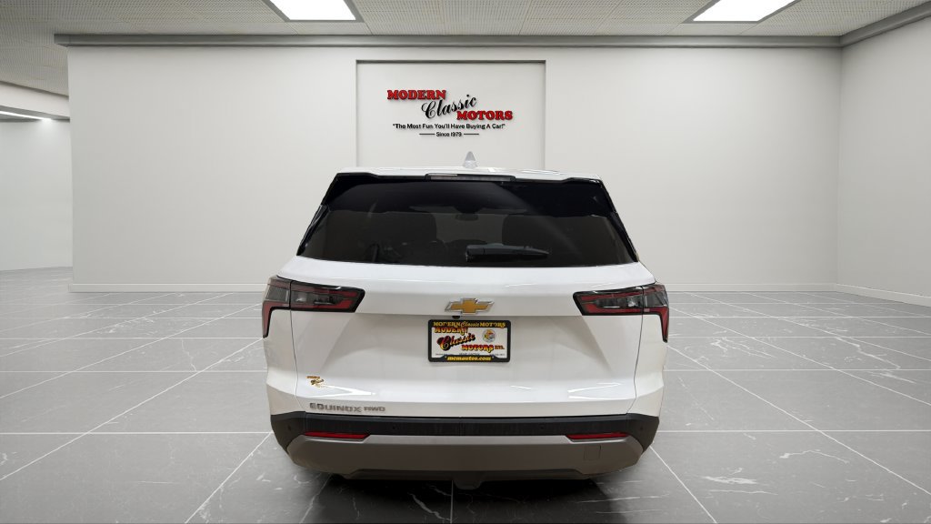 Used 2026 Chevrolet Equinox LT AWD/4WD image 6