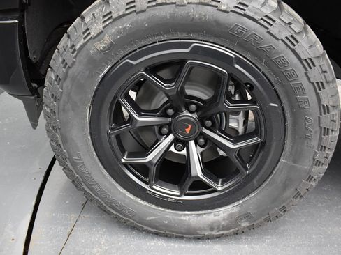 Used 2024 Ford F150 XLT w/ Equipment Group 302A MID image 19