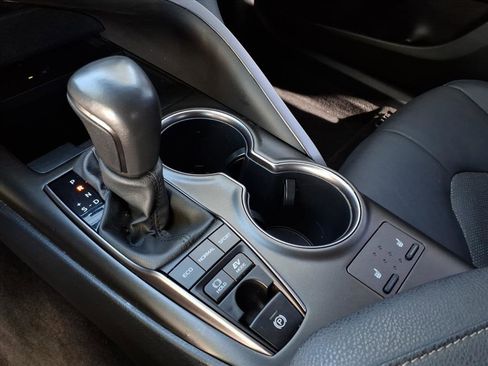 Used 2023 Toyota Camry XSE image 25