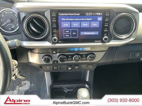 Used 2022 Toyota Tacoma SR5 AWD/4WD image 11
