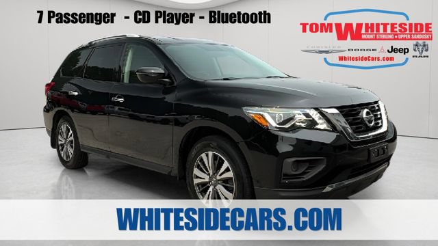 Used 2020 Nissan Pathfinder S FWD image 1
