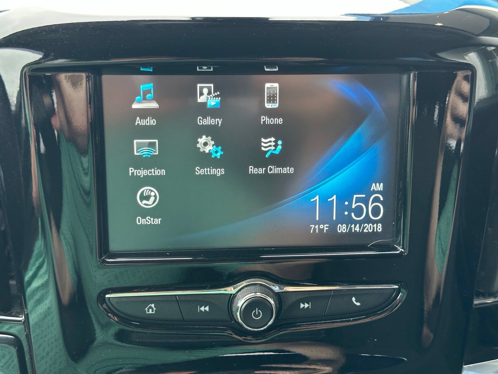 Used 2018 Chevrolet Traverse LS AWD/4WD image 21
