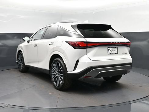 New 2026 Lexus RX 350 FWD image 5