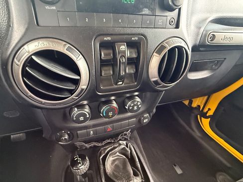 Used 2011 Jeep Wrangler Unlimited Sport AWD/4WD image 26
